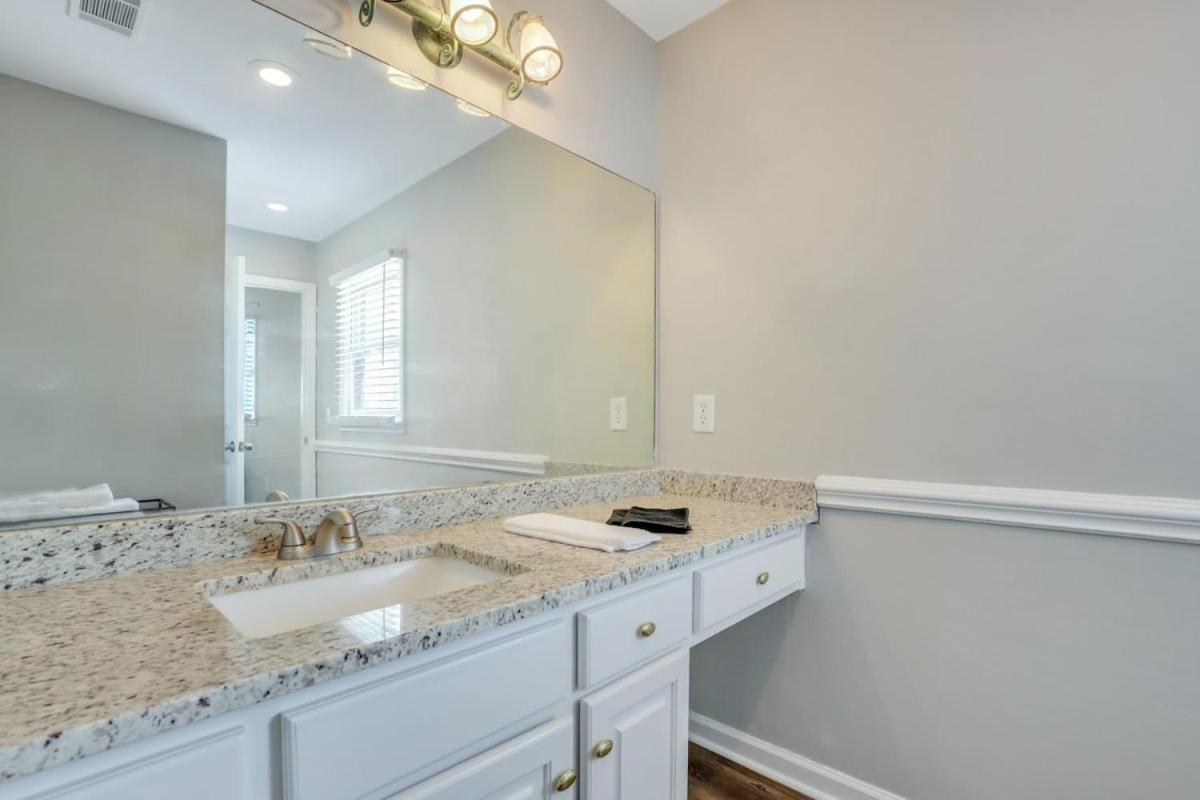 Eagle'S Nest - Spacious Loft Downtown - Near Gsu Statesboro Eksteriør billede