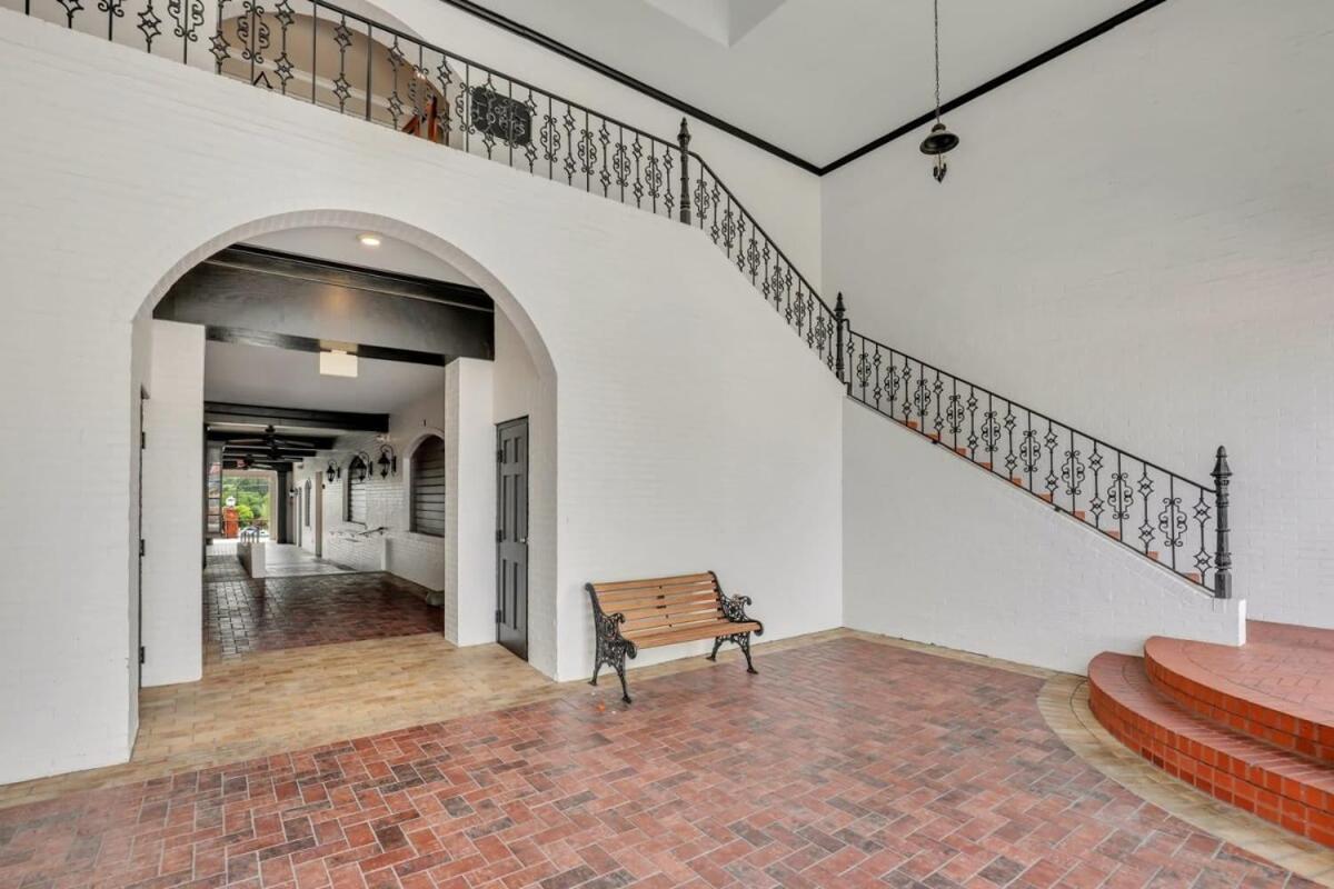 Eagle'S Nest - Spacious Loft Downtown - Near Gsu Statesboro Eksteriør billede